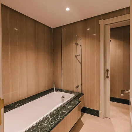 Luxury Sea Views