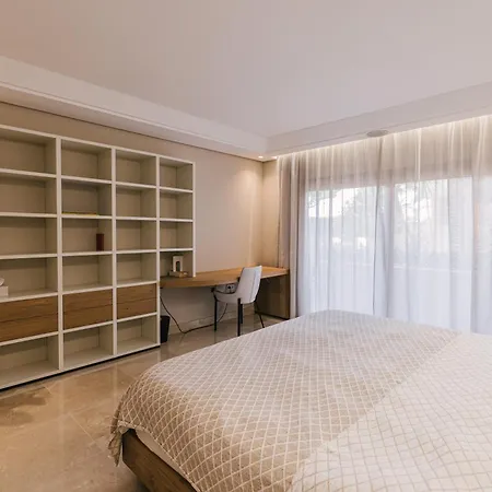 Apartment Luxury Sea Views *